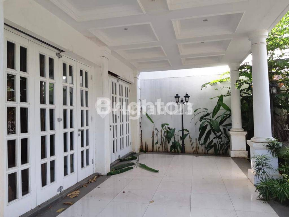 Luxurious House Near PIM Mall with Security
