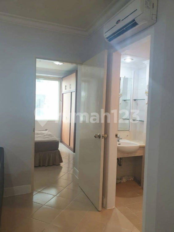 Furnished 1-Bedroom Apartment in Batavia Benhil