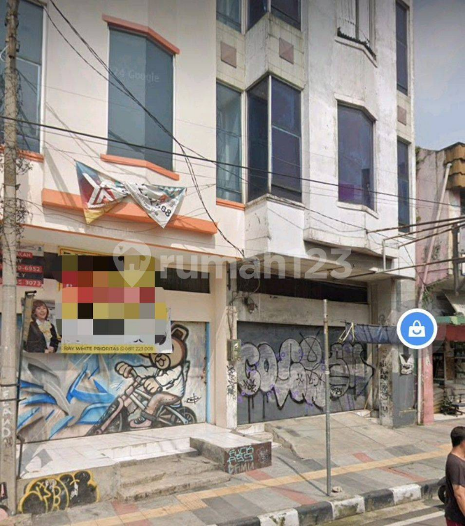 Spacious 4-Floor Commercial Building in Central Bandung