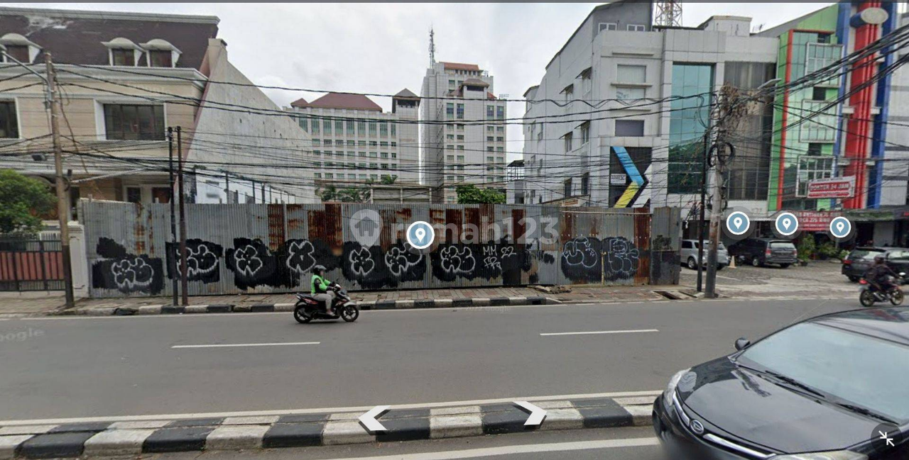 Strategic 680m² Land Plot in Kebayoran Baru