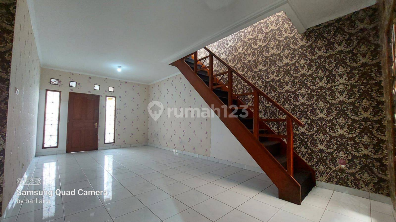 Spacious Two-Story House in Istana Regency Complex
