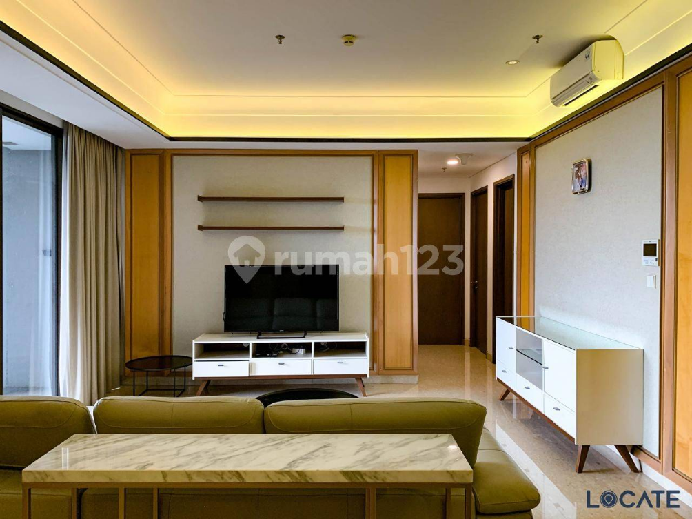 Modern Apartment with Designer Interior