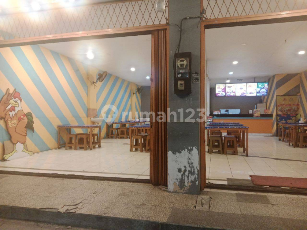 Large Commercial Shophouse Near Taman Palem Lestari