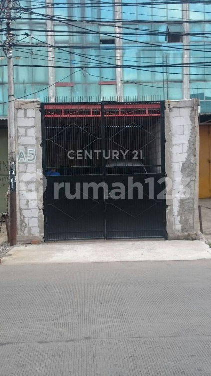 4-Story Commercial Building on Main Kapuk Road