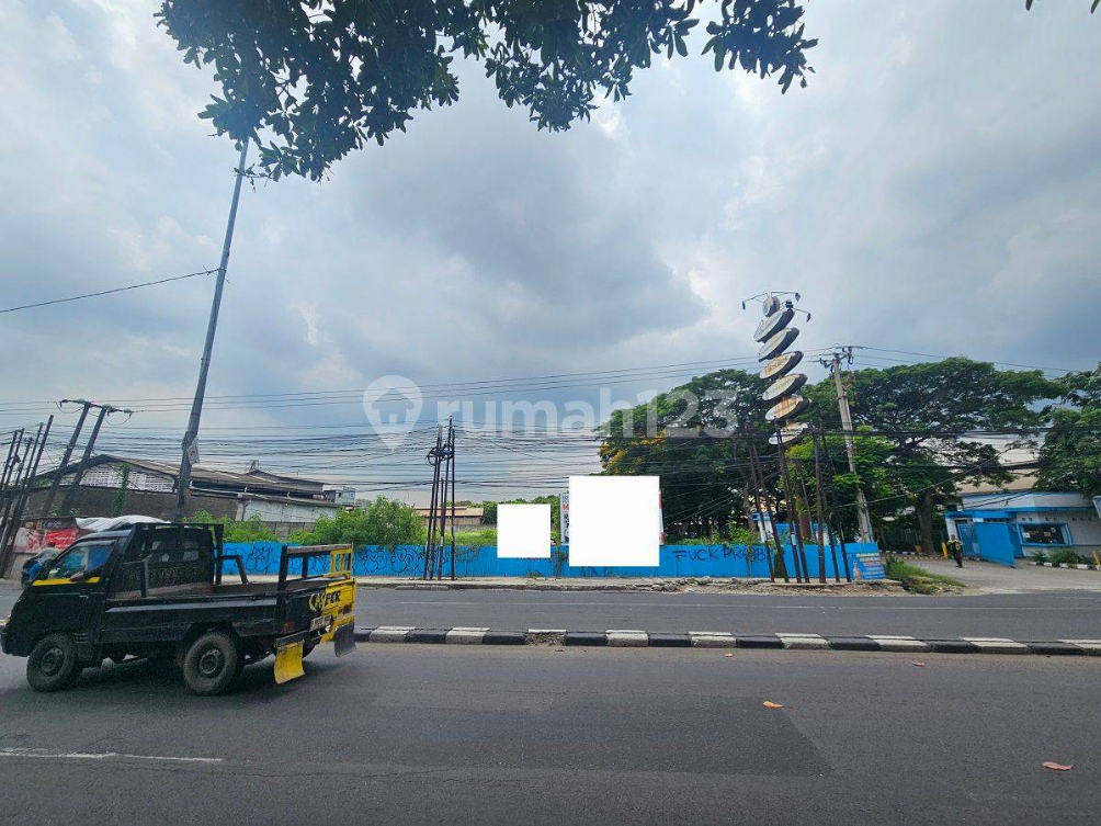 Commercial Land Plot on Pantura Main Road