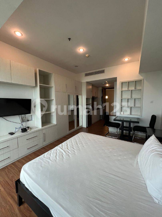 Modern Studio Apartment with Built-in Storage