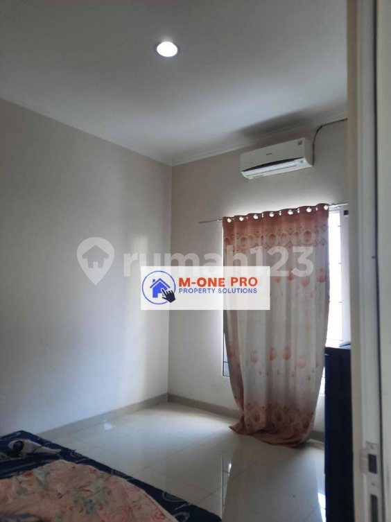 Modern House with Parking Near Ciputra Mall