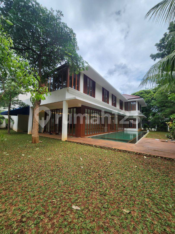 Luxurious 5-Bedroom House with Pool in Kebayoran