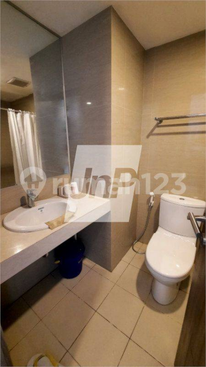 Furnished Studio Apartment with City View