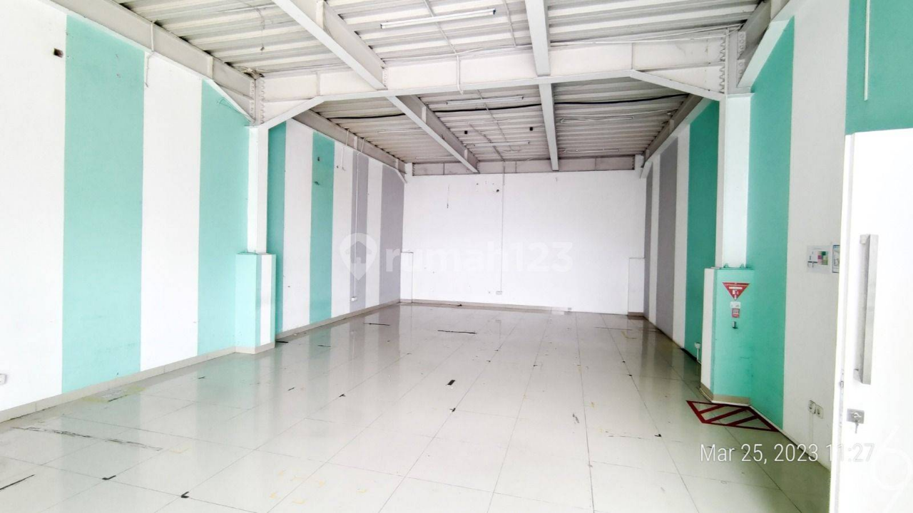 Large Industrial Warehouse with Office Space