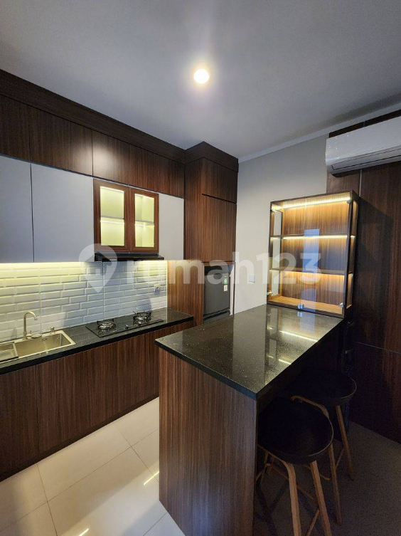 Modern Townhouse in Summarecon Bekasi