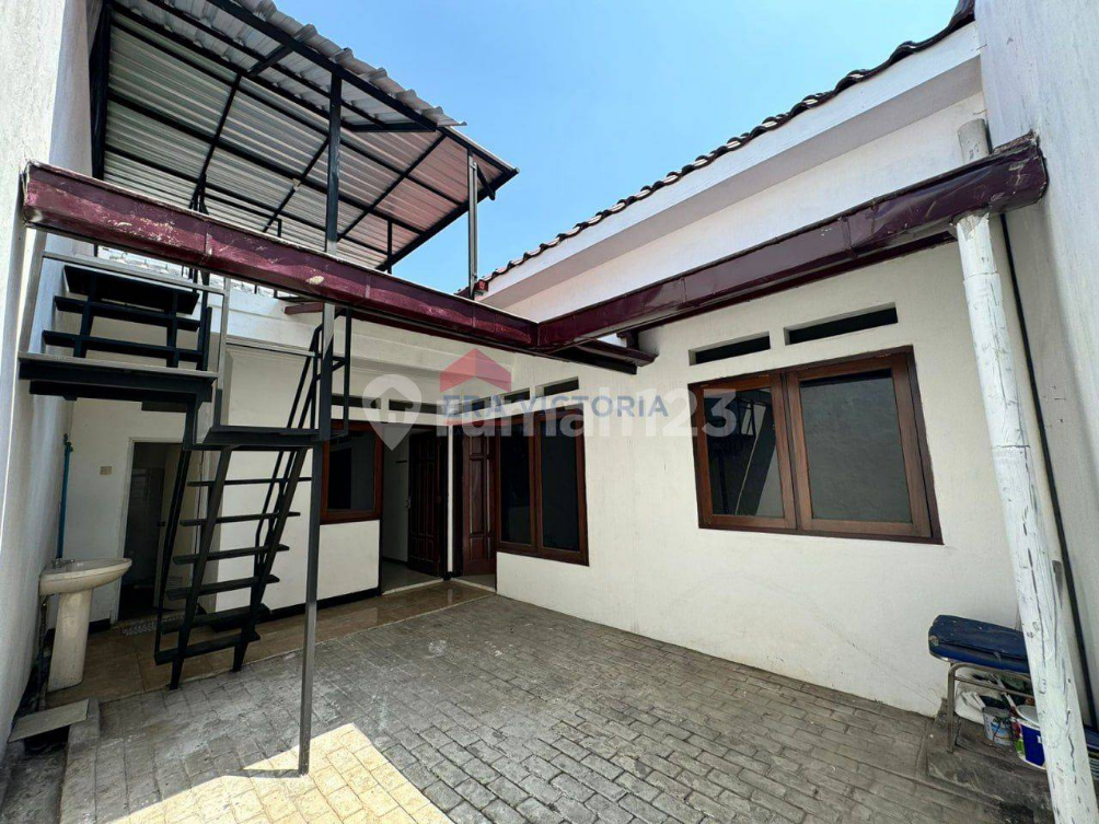Modern 3-Bedroom House Near Toll Gate