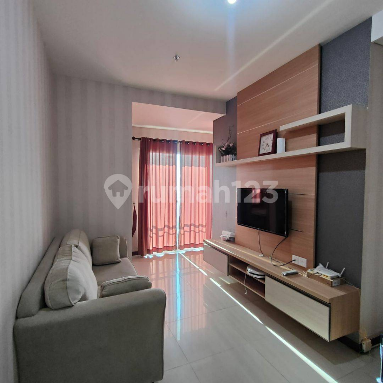 Luxurious Green Bay Pluit Apartment with Sea View