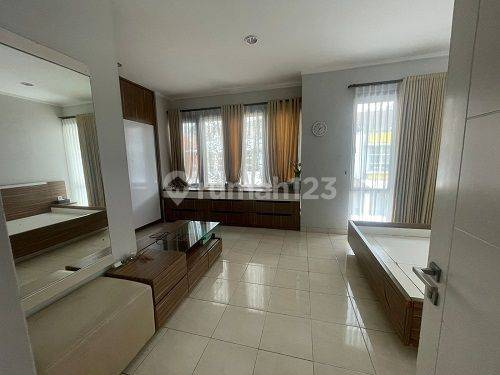 Furnished 4-Bedroom Townhouse in Grand Orchard Complex
