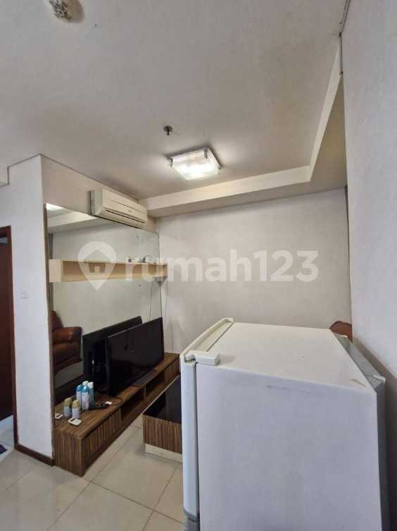 Furnished 1BR Apartment in Thamrin CBD Area