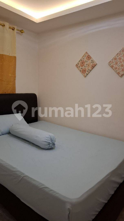 Renovated Two-Floor Townhouse Near UPH Campus