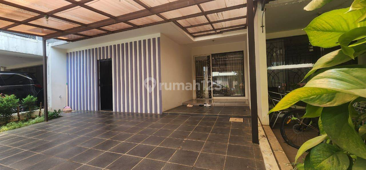 Semi-Furnished House Near BSD Toll Gate