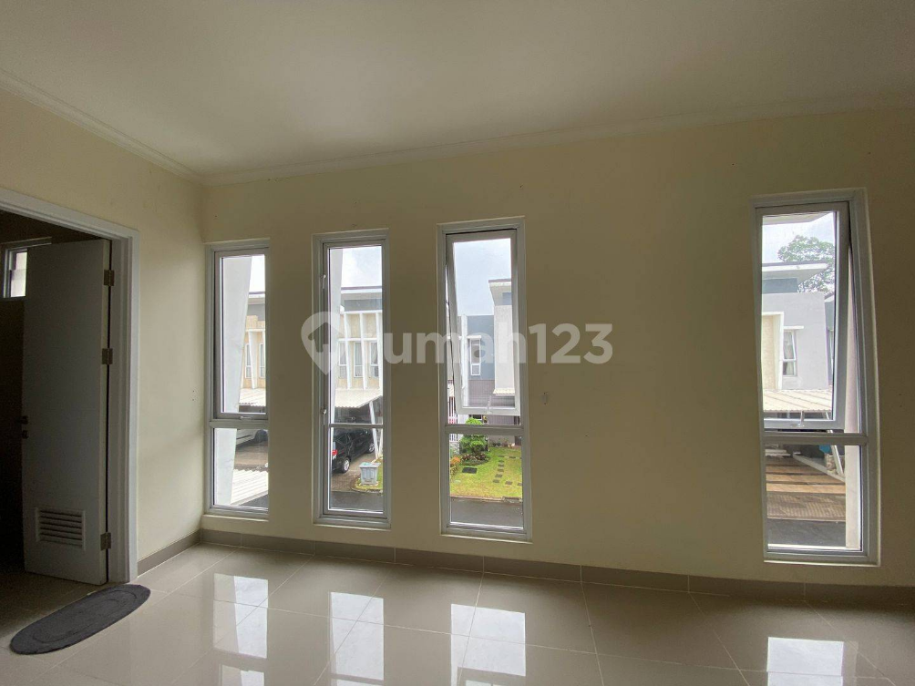 Spacious 4-Bedroom House in Rossini Symphonia Cluster
