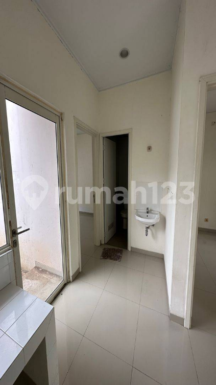 Modern 2-Bedroom House in Gated Community Cikupa