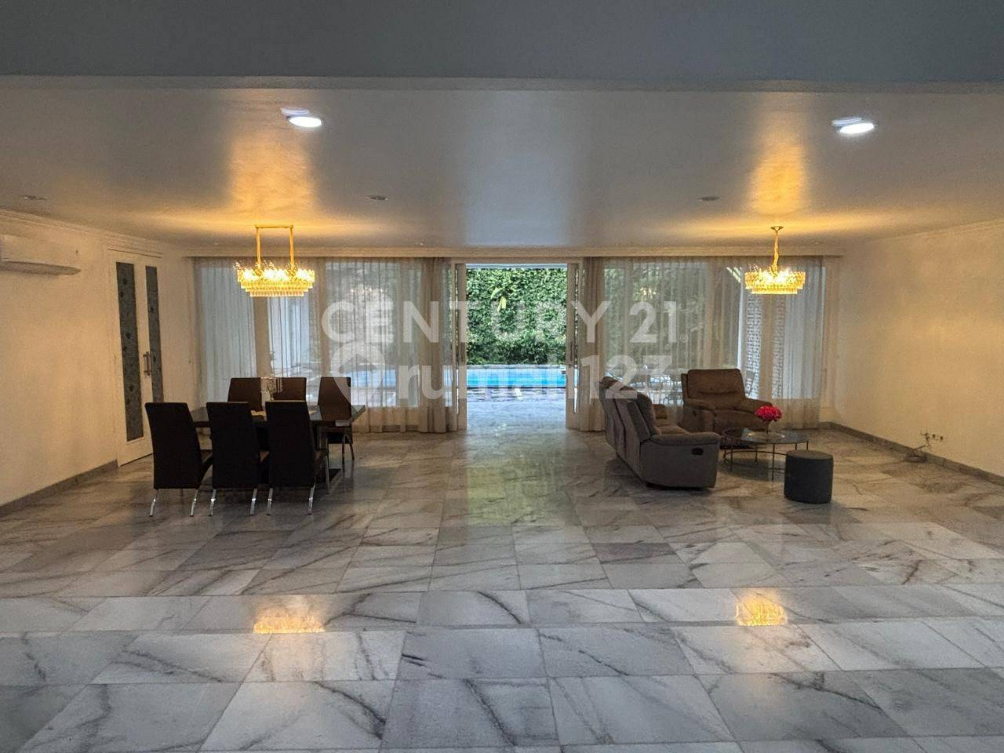 Modern 7-Bedroom House with Pool in Elite Area