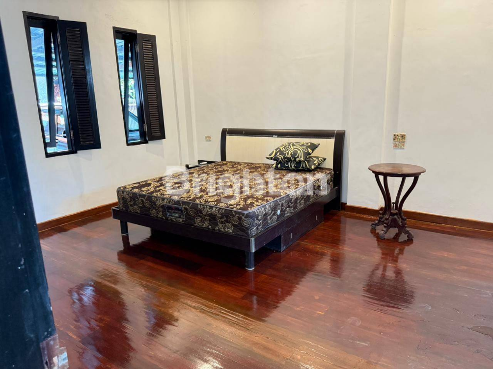 Furnished 2-Story House Near Trans Studio