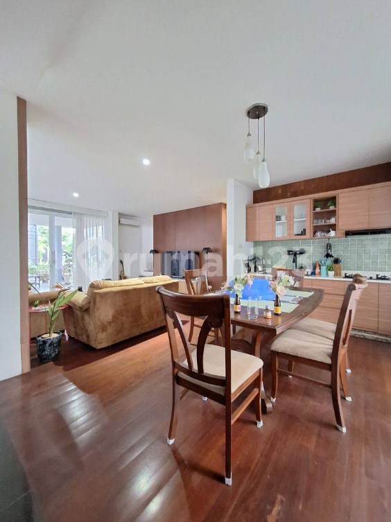 Newly Renovated 5BR Townhouse Near Citos