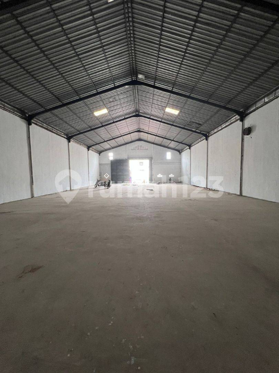 Large Warehouse Under Renovation in Pantai Indah