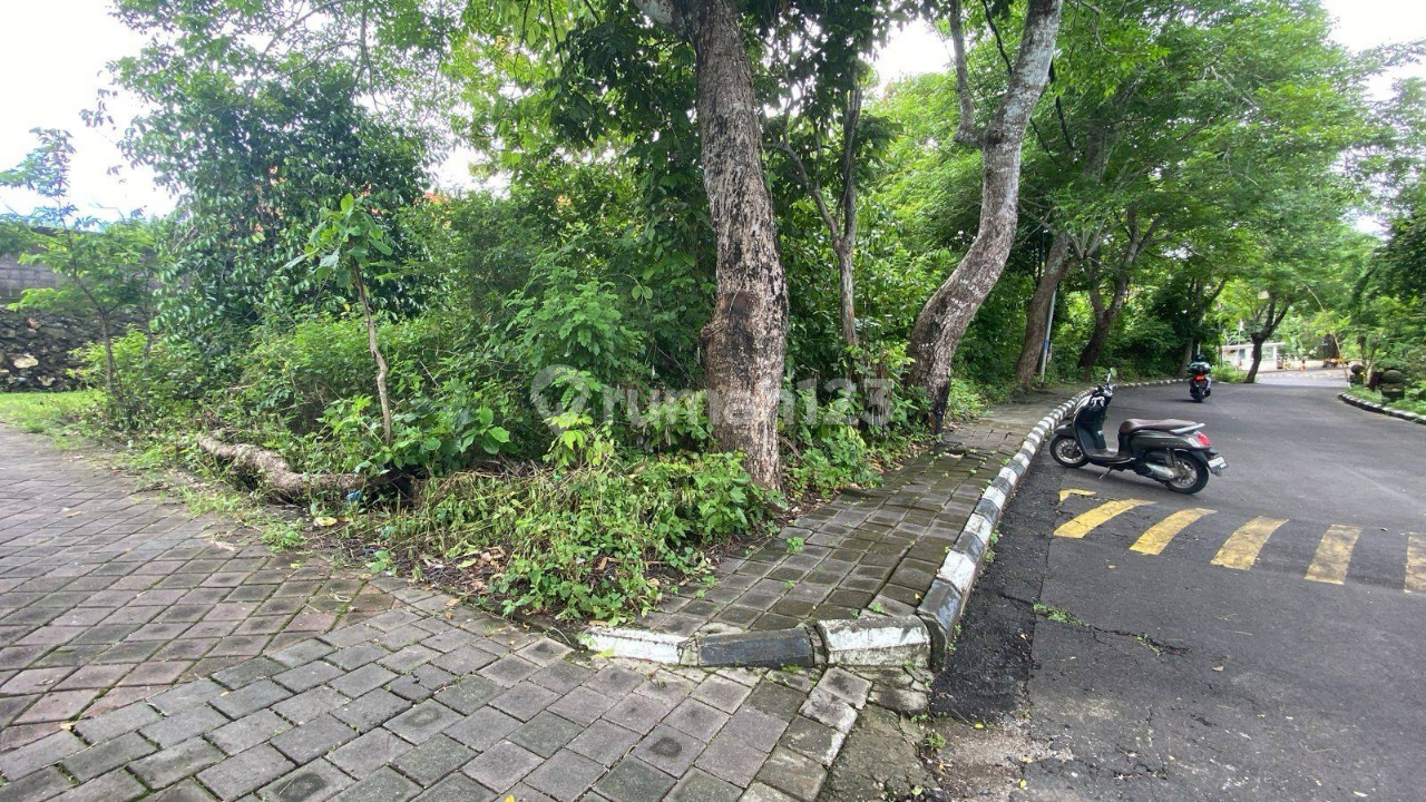 Land for Lease in Residential Area