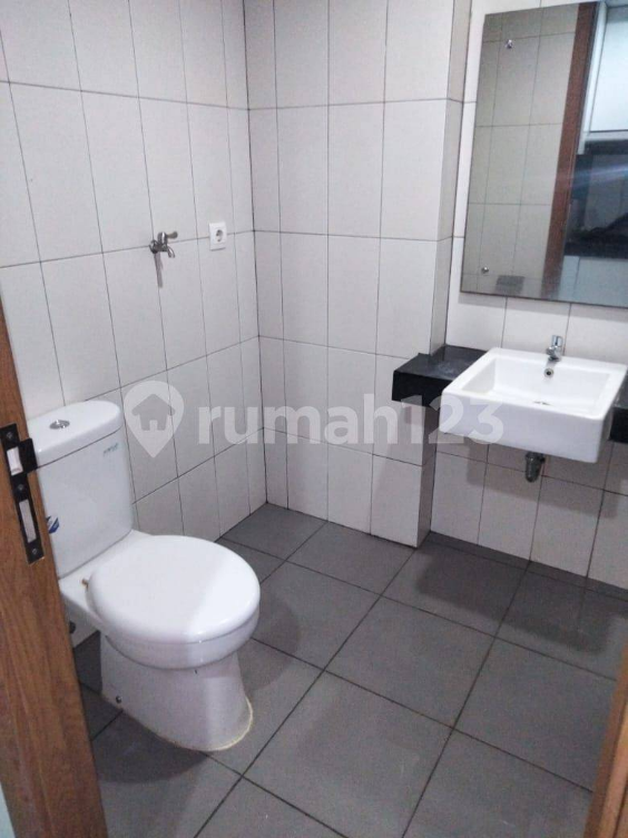 Furnished 1BR Dago Suite Apartment with Balcony