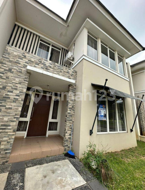 Modern 3-Bedroom House in Suvarna Sutera Complex
