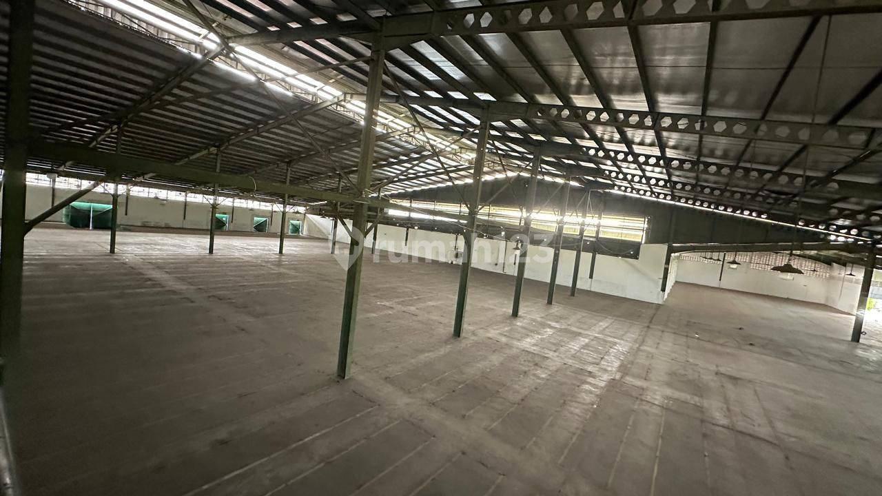 Large Industrial Warehouse in Kelapa Gading