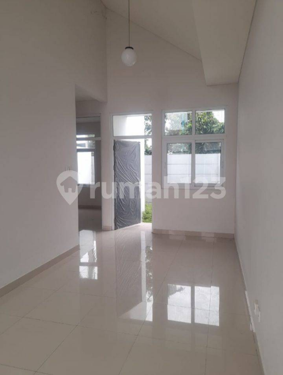 New Secure House Near Simpang Lima