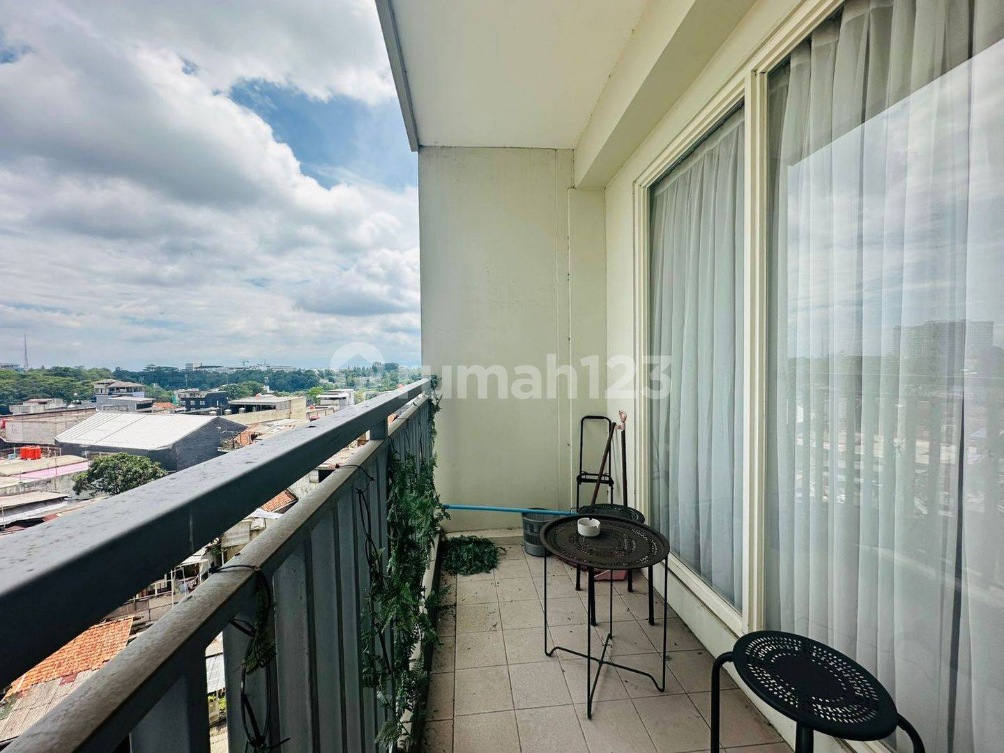 Furnished Studio Apartment with City View Balcony