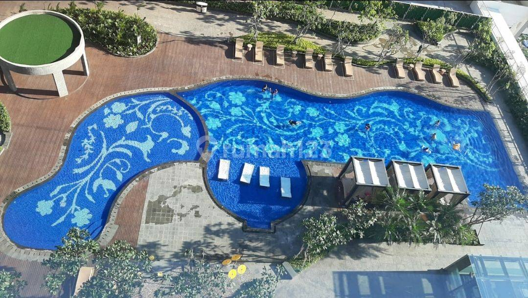 Furnished Studio Apartment with Pool and Kitchen