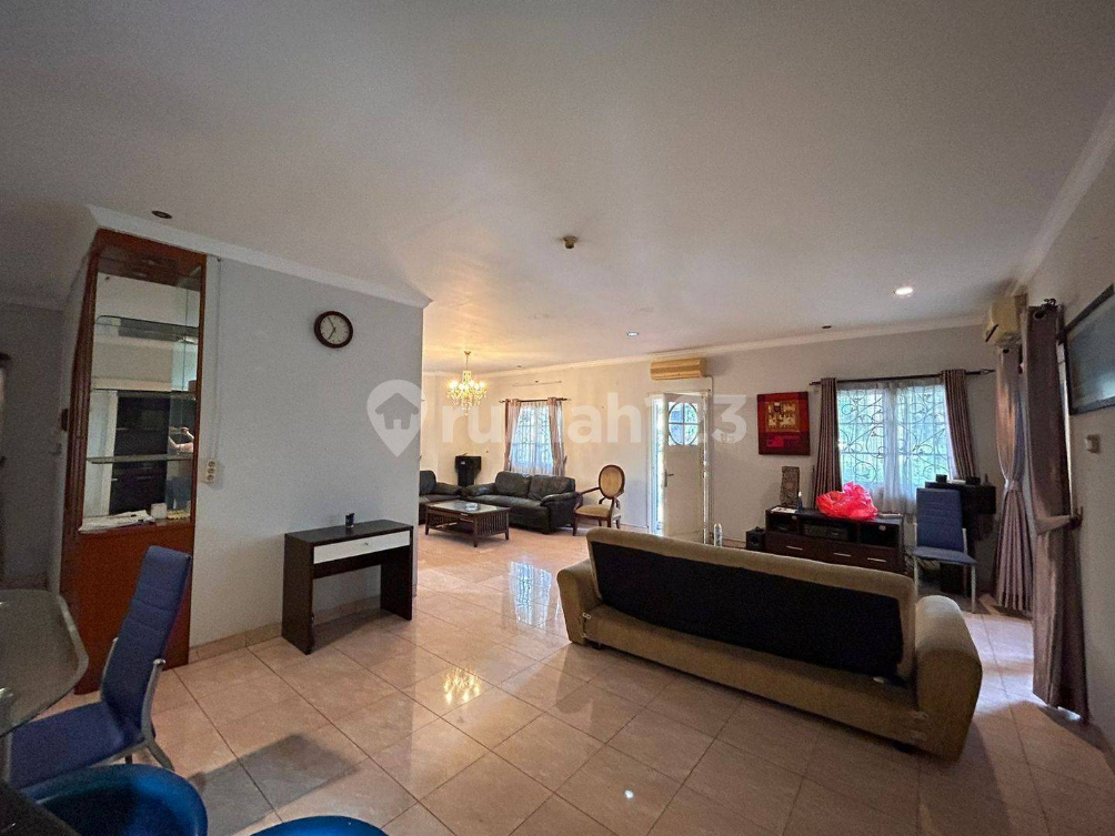 Furnished 3-Bedroom Hook House in Raffles Hills