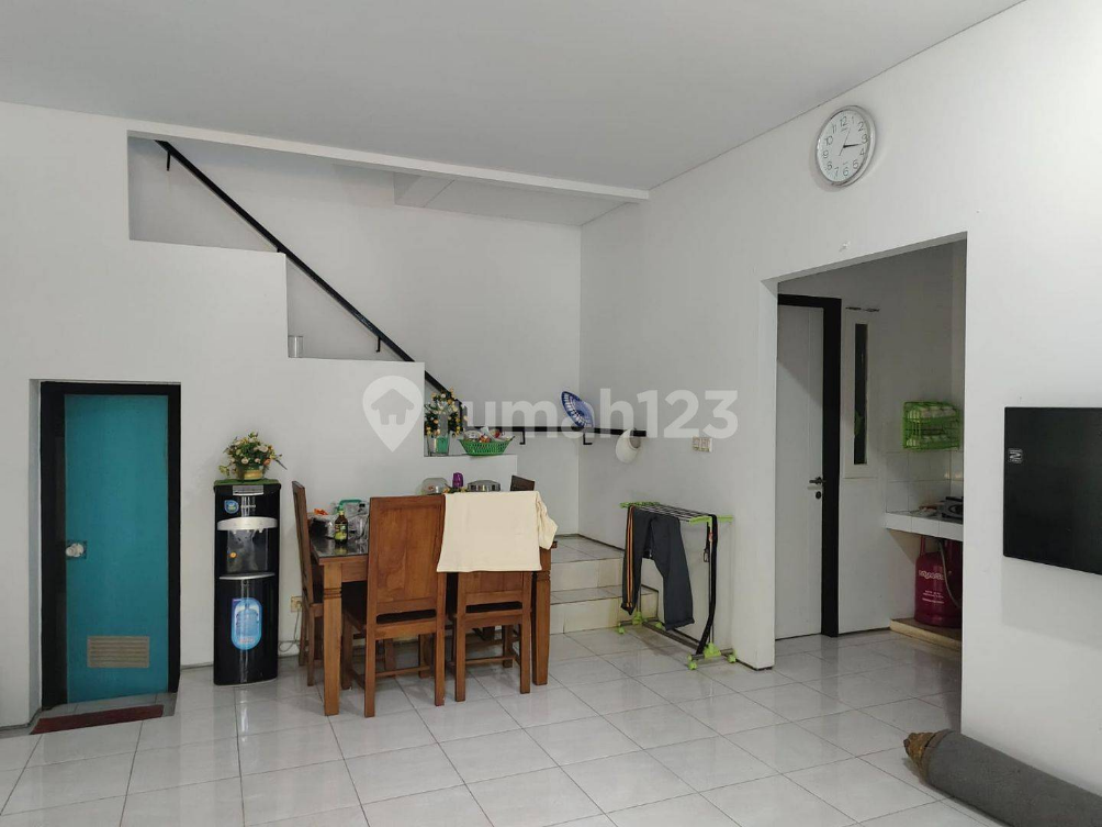 Spacious 4-Bedroom House in Kelapa Gading