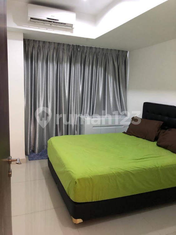Spacious 2BR Springhill Apartment with Golf View