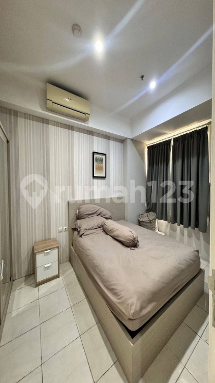 Modern 1-Bed Apartment with Pool and Gym