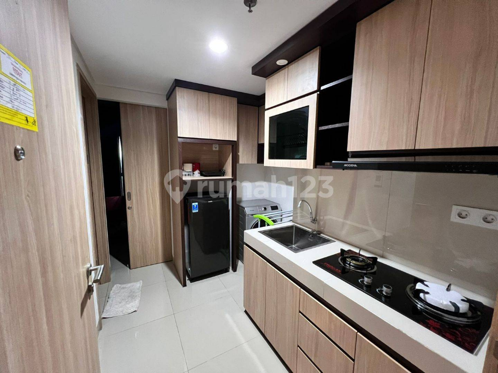 Furnished 1BR Apartment in Embarcadero Bintaro