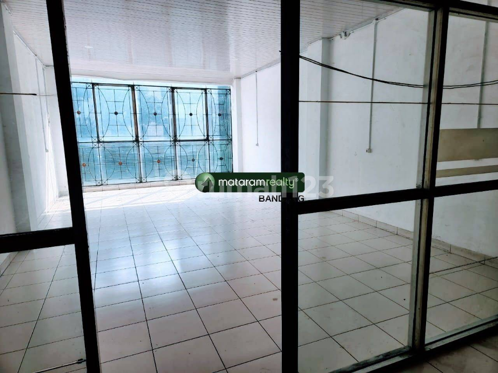 Strategic 4-Floor Commercial Building in Central Bandung