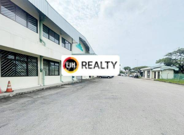 Industrial Factory Building in Batamindo Complex