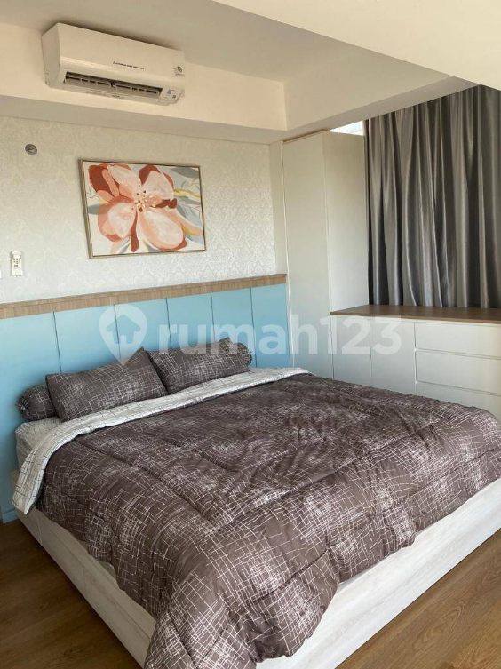 Furnished 2-Bed Apartment with Stunning Sea Views