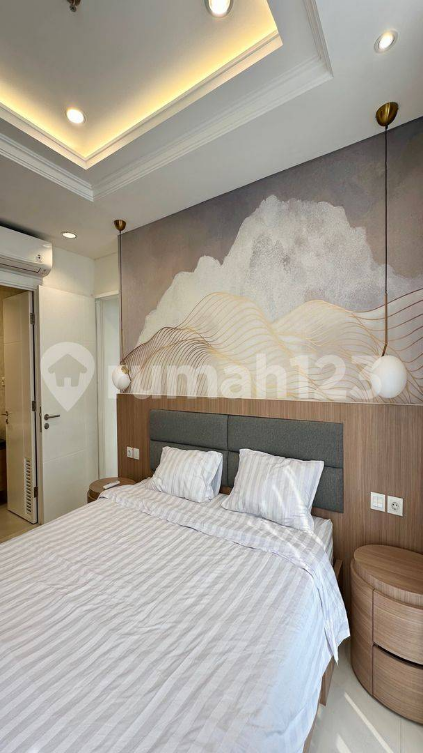 Modern 2BR Somerset Apartment with Private Lift