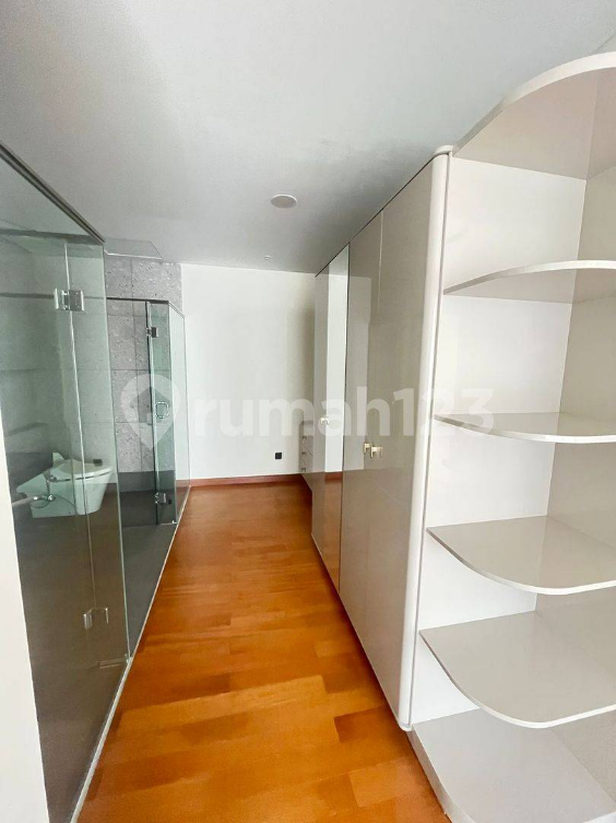 Modern 4-Bedroom House in Nayapati with Garden