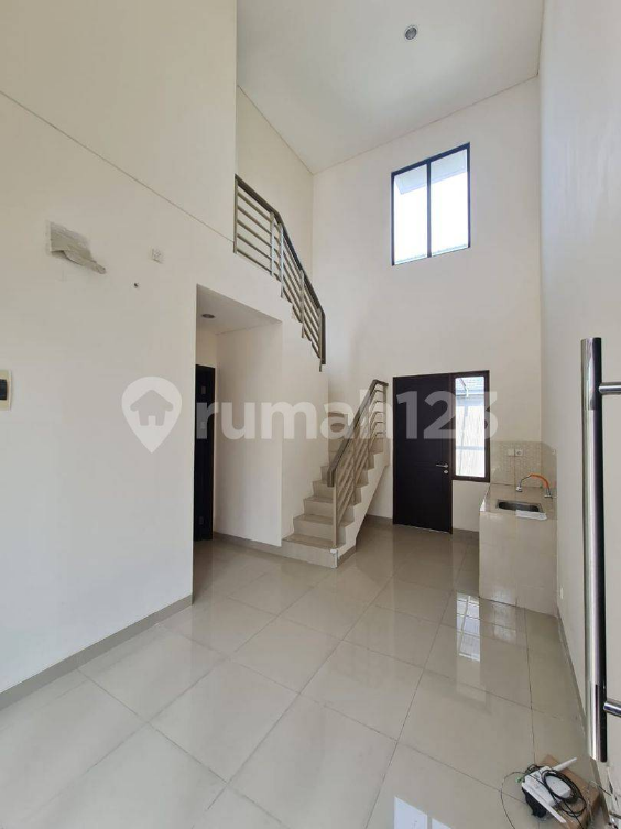 Modern 4-Bedroom Mezzanine House with Canopy