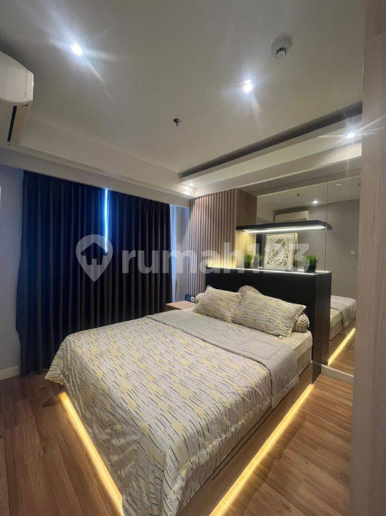 Modern 1BR Corner Apartment with City View