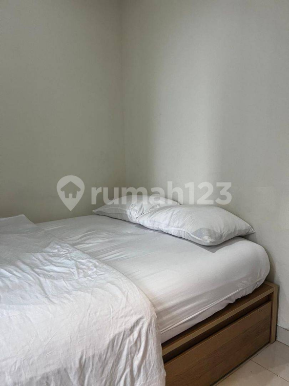 Furnished 1-Bed Apartment in Mansion Kemayoran