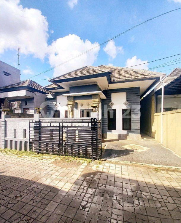 Spacious House with 3 Bedrooms Near Sanur Beach