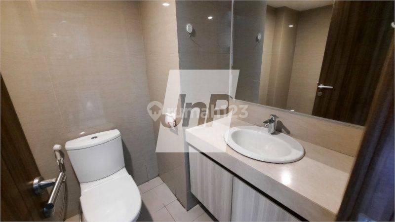 Furnished Studio Apartment with City View