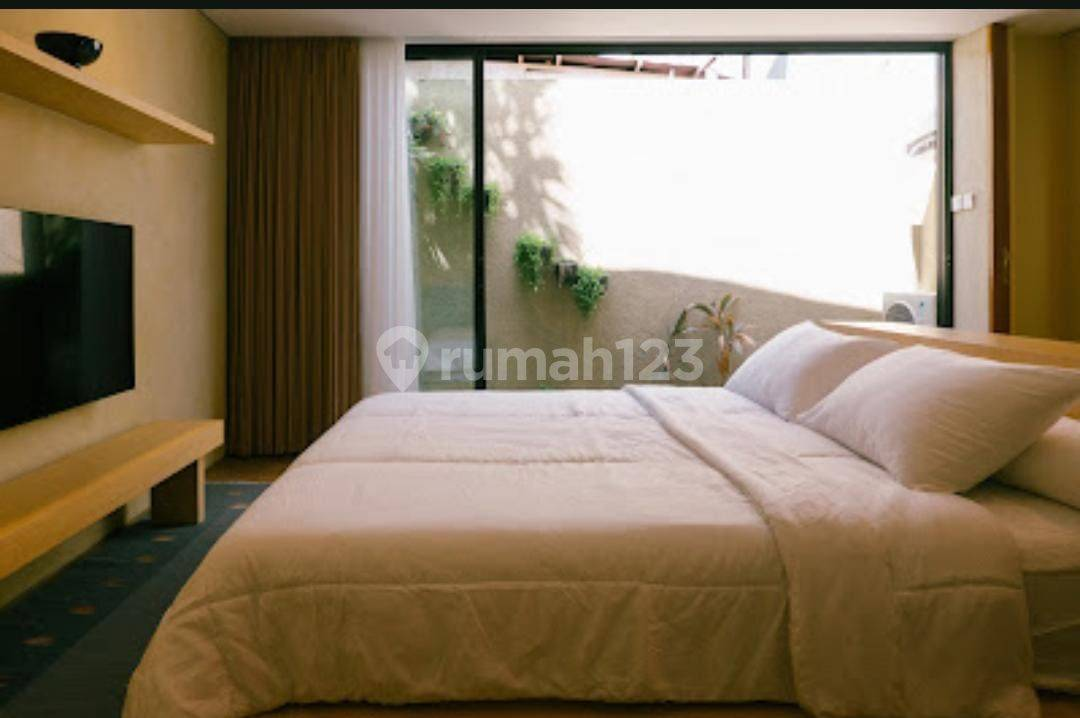 Luxurious 3-Bedroom Villa with Pool in Canggu